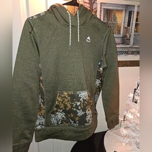 Burton Women's Oak Pullover Hoodie Small